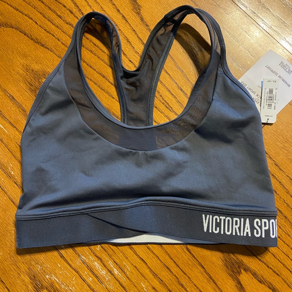 Bnwt Victoria Sport racerback sports bra